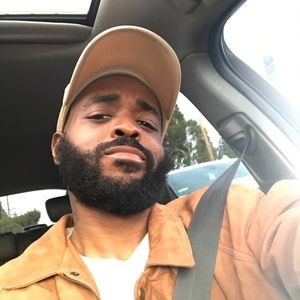 Meet your Posher, Dom